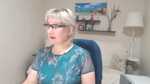 Leila Kinky online show from January 2025 12:24:01 PM