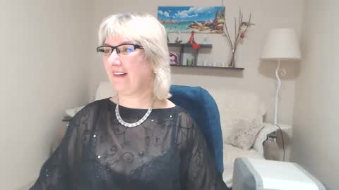 Leila Kinky online show from February 2025 05:56:02 AM