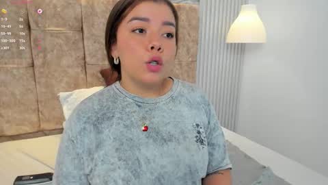 leilapons online show from November 2025 05:56:02 PM