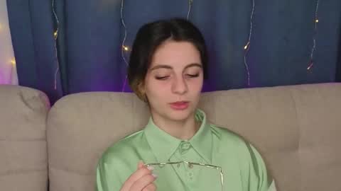 Alexandria online show from November 2025 04:17:02 PM