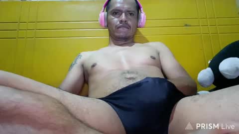 Snapshot of len0n_ chatting on May 2026 08:08:01 AM Lenon online show from May 2026 08:08:01 AM
