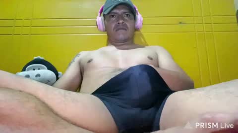 Snapshot of len0n_ chatting on May 2026 04:43:02 AM Lenon online show from May 2026 04:43:02 AM