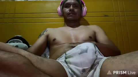 Snapshot of len0n_ chatting on May 2026 04:19:01 AM Lenon online show from May 2026 04:19:01 AM
