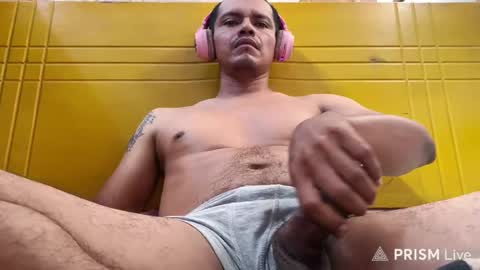 Snapshot of len0n_ chatting on May 2026 01:07:02 PM Lenon online show from May 2026 01:07:02 PM