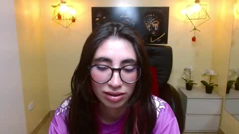 Lena online show from February 2025 08:20:02 PM