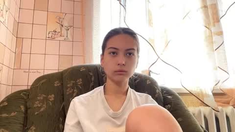 Hellomy name is Natalyits my first day here nice to meet you Give me 50 thumbs ups online show from May 2026 04:17:02 AM