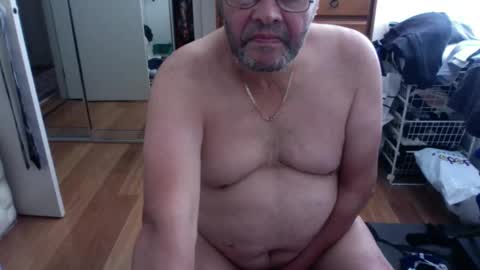 Snapshot of lennyfife chatting on February 2025 09:59:02 PM Pussylicker online show from February 2025 09:59:02 PM