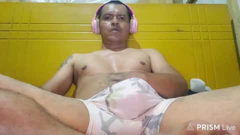 Snapshot of lenonroqe chatting on May 2026 06:32:03 AM lenon online show from May 2026 06:32:03 AM