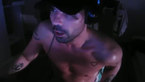Snapshot of leo1991lol chatting on December 2024 02:39:01 AM leo1991lol online show from December 2024 02:39:01 AM