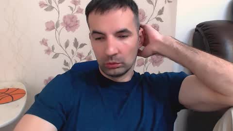 Snapshot of leo_gianni chatting on May 2026 08:55:01 AM Leo Gianni online show from May 2026 08:55:01 AM