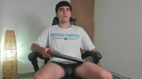 Snapshot of leo_jones389 chatting on June 2026 11:11:01 PM Leo Jones online show from June 2026 11:11:01 PM