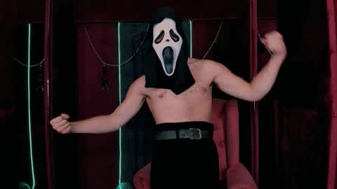 Snapshot of leo_mooree chatting on October 2025 03:47:02 PM Leo online show from October 2025 03:47:02 PM