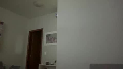 Leo Wolf online show from November 2025 05:52:01 AM