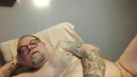 Snapshot of leocat713 chatting on May 2026 01:47:01 AM leocat713 online show from May 2026 01:47:01 AM