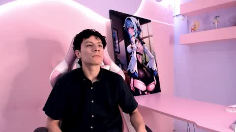 Snapshot of leofeniix chatting on March 2026 03:30:01 AM Leo online show from March 2026 03:30:01 AM