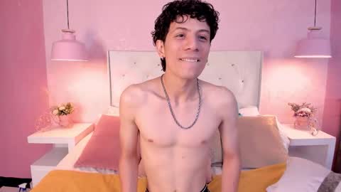 Snapshot of leofeniix chatting on March 2026 07:15:01 AM Leo online show from March 2026 07:15:01 AM