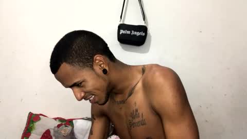 Snapshot of leohot24 chatting on December 2024 08:18:01 PM leo online show from December 2024 08:18:01 PM