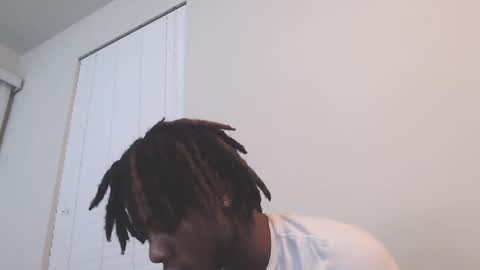 LeoMalonee online show from December 2024 05:53:02 AM