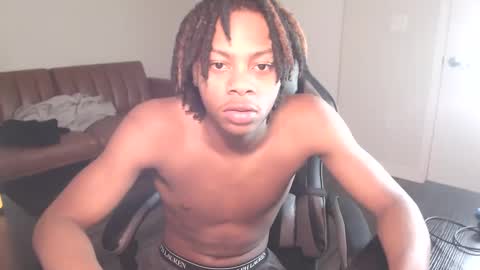 LeoMalonee online show from January 2025 04:10:01 AM