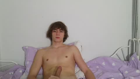 Leon online show from June 2026 08:25:02 PM