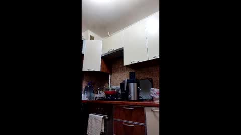 Leona tracie online show from May 2026 11:46:02 PM