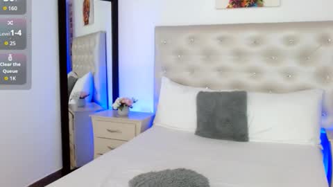 LUCY online show from January 2026 09:20:02 PM