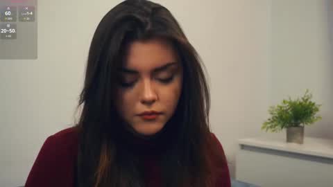 Mia online show from October 2025 10:10:01 AM