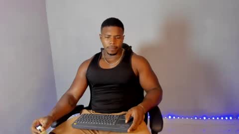 Leandro jones online show from May 2026 11:17:02 PM