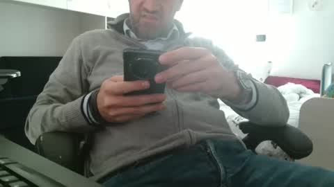 Snapshot of leone44 chatting on October 2025 08:15:02 AM angel e sonia online show from October 2025 08:15:02 AM