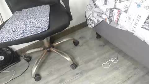 Snapshot of leonella_ass__ chatting on January 2025 07:39:02 PM Leonella online show from January 2025 07:39:02 PM