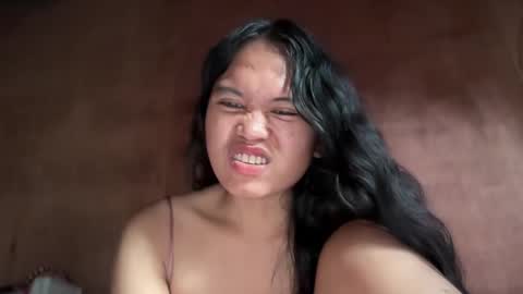 Snapshot of leora_luna chatting on January 2026 04:14:01 AM Jenn online show from January 2026 04:14:01 AM