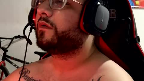 Snapshot of leosalvaje chatting on November 2025 05:02:02 AM Leo Salvaje online show from November 2025 05:02:02 AM