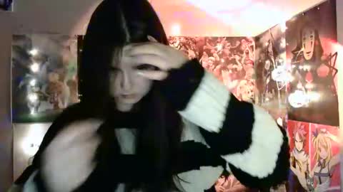 little secret online show from December 2024 07:03:02 AM
