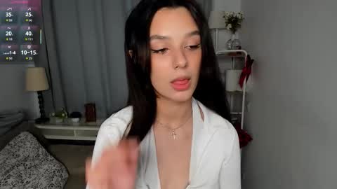 Bella online show from November 2025 09:08:01 AM