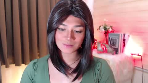 Snapshot of lesleyanderson chatting on February 2025 03:47:02 AM Pat online show from February 2025 03:47:02 AM