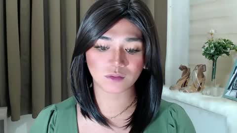 Snapshot of lesleyanderson chatting on February 2025 06:28:01 AM Pat online show from February 2025 06:28:01 AM