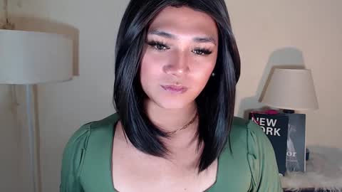 Snapshot of lesleyanderson chatting on March 2025 07:01:02 PM Pat online show from March 2025 07:01:02 PM