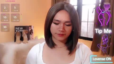 Snapshot of lesleyanderson chatting on October 2025 11:57:02 PM Pat online show from October 2025 11:57:02 PM