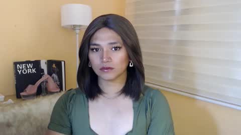 Snapshot of lesleyanderson chatting on December 2025 12:09:02 AM Pat online show from December 2025 12:09:02 AM