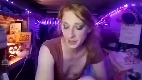 LesleyGumGrass- The Boring Trans girl online show from October 2025 05:41:01 AM