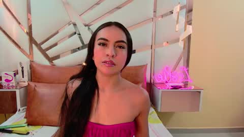 LeslieBush online show from December 2025 12:11:02 PM