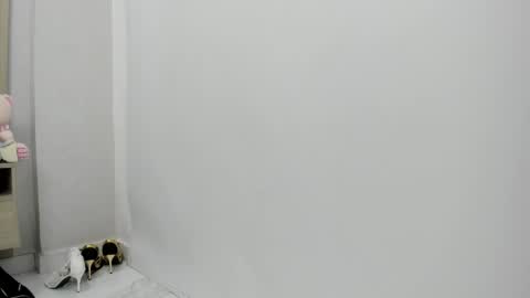 Snapshot of lesly_santodomingo chatting on May 2026 06:09:01 PM Lesly Santodomingo online show from May 2026 06:09:01 PM