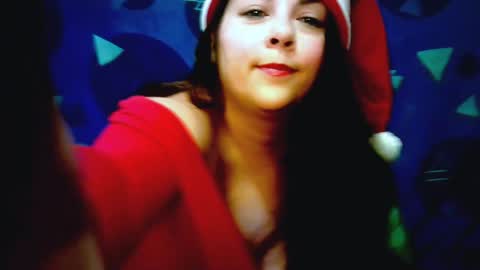 Lesly moon online show from December 2024 11:10:01 PM