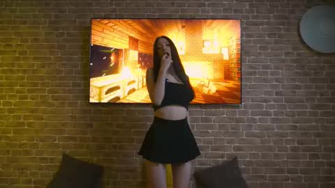 Hi my name is Lessy I am 18 years old. Im new here but I really like making new acquaintances online show from September 2025 11:05:02 PM