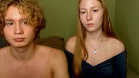 Alisa  Jhony online show from September 2025 04:41:02 PM