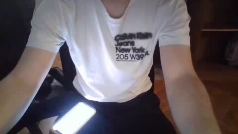 neoglo online show from December 2025 06:05:02 PM