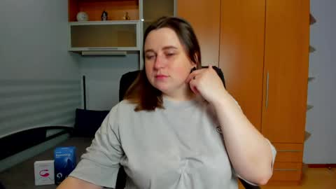 Naomi online show from May 2026 06:21:01 AM