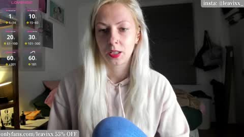 LeaVixx online show from March 2025 06:55:01 PM