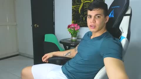 Snapshot of levelingg chatting on March 2025 03:24:01 AM levelingg online show from March 2025 03:24:01 AM