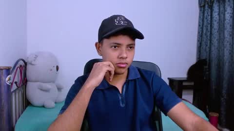      0600AM-1200PM - online show from November 2025 04:23:02 AM